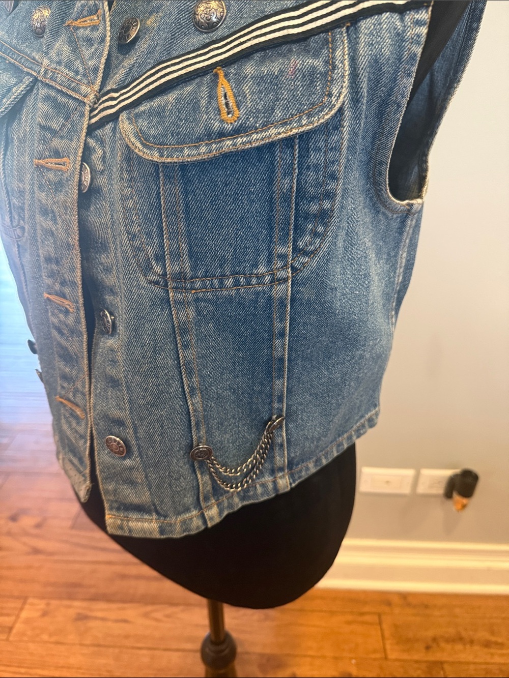 Vintage The Limited denim vest - Picture 4 of 8
